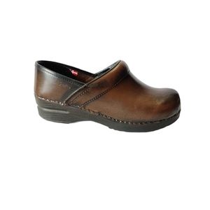 Sanita Brown Leather Professional Cabrio Clog 7